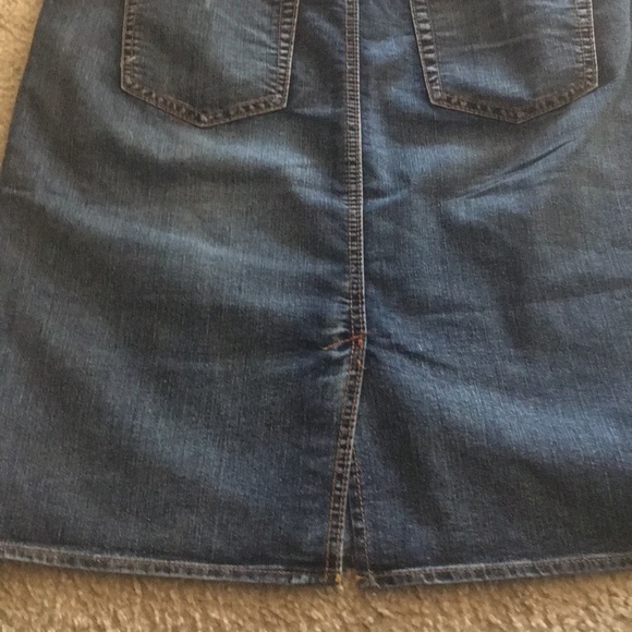 Women denim skirt - Picture 6 of 6
